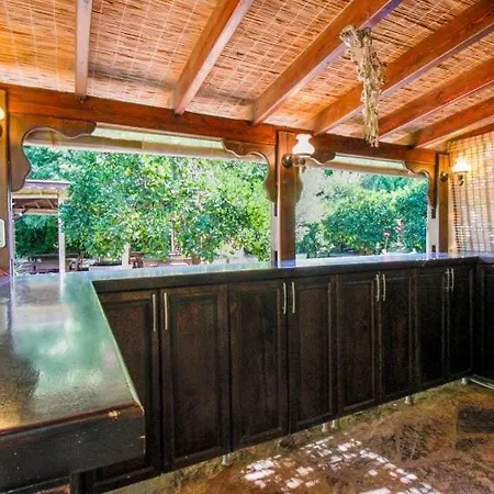 With Private Pool In Marmaris فيلة *